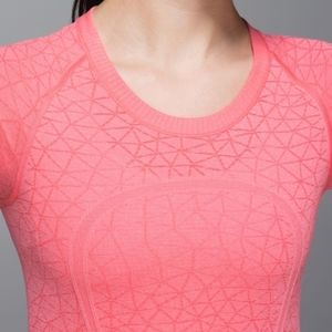 Lululemon Coral Swiftly S/S Crew Size 10